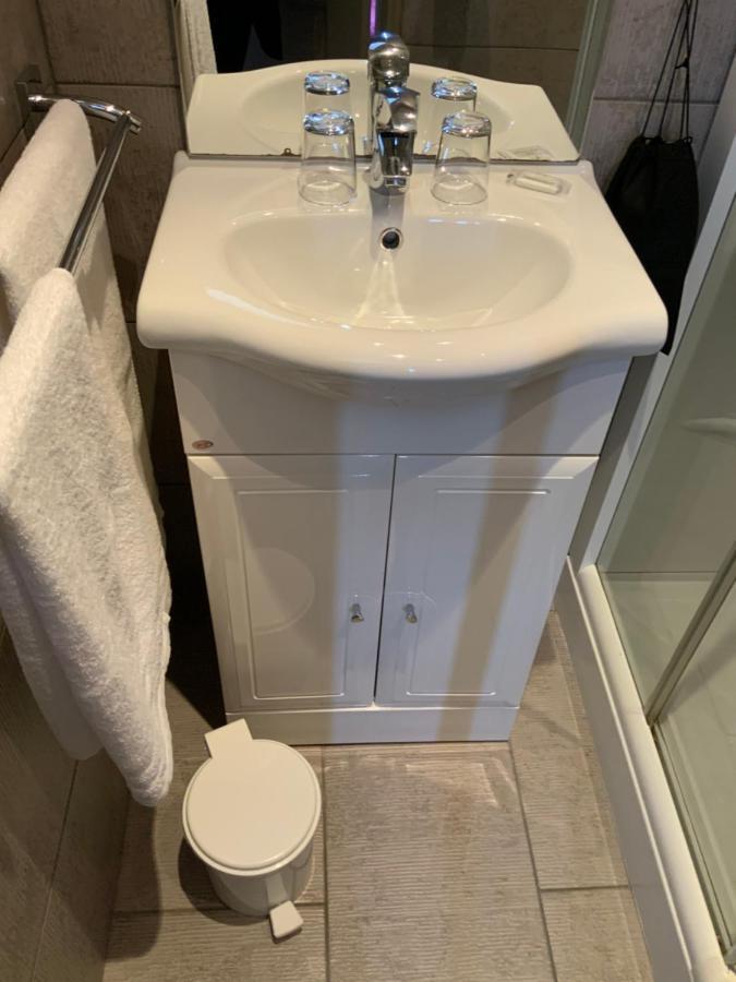 Les 3 Rois By Yy Hotell Villers-Bocage  Exteriör bild