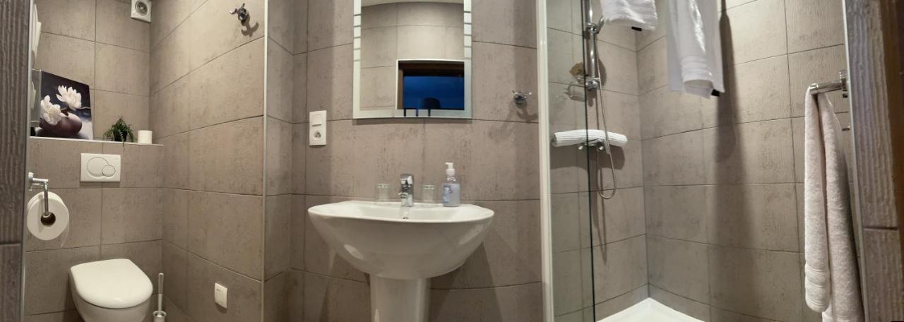 Les 3 Rois By Yy Hotell Villers-Bocage  Exteriör bild